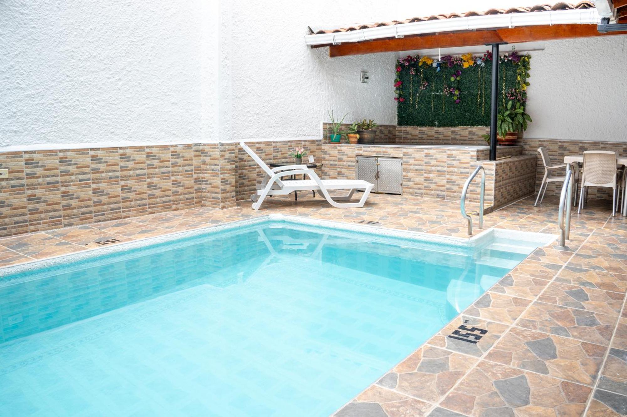 Hotel Colores Boutique Medellin Exterior photo